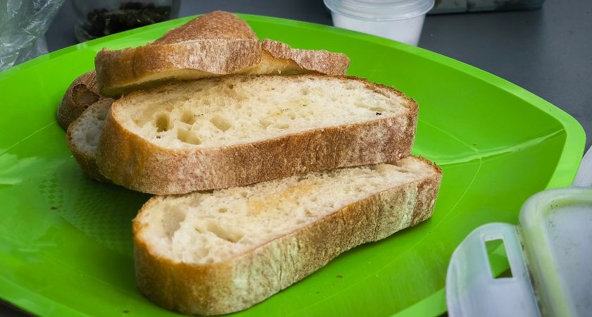 Ученые назвали самый полезный хлеб - не белый и не с отрубями, в 2 раза полезнее магазинного батона Ученые назвали самый полезный хлеб - не белый и не с отрубями, в 2 раза полезнее магазинного батона