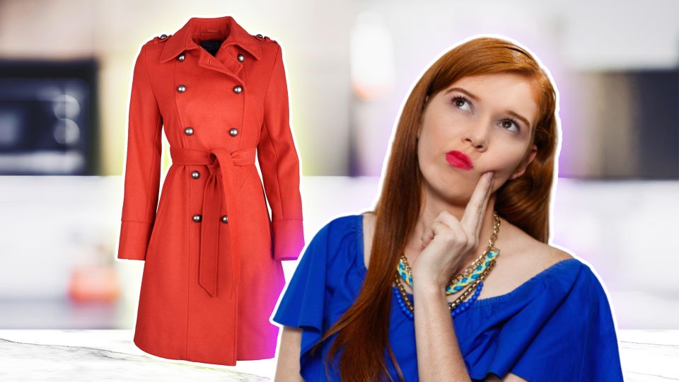 Превратится в половую тряпку: эти ошибки хранения напрочь испортят любимое пальто