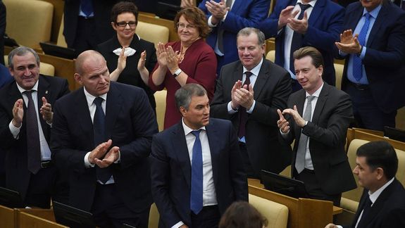 Госдума ограничила работу фотографов: пленарные заседания теперь без съемки