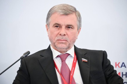     :  ,   ,    -2025   