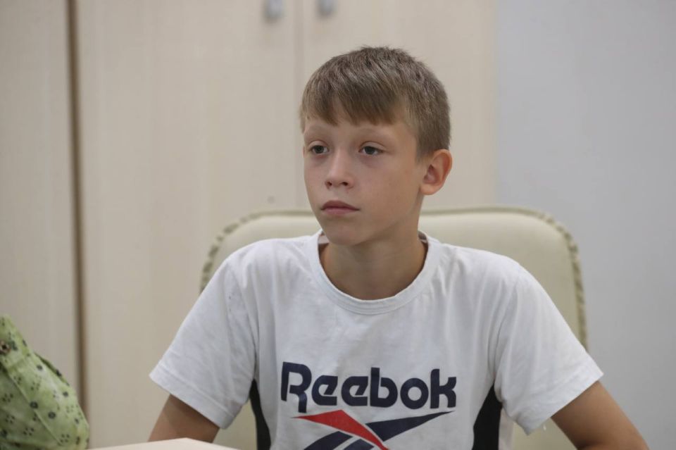 -         ..,   &quot; &quot;   