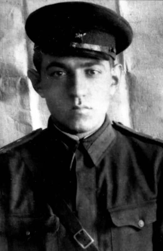 В рамках патриотического проекта «Ингушетия: Летопись Победы – сохраним память» продолжаем рассказывать о земляках, чьи имена навсегда вписаны в историю Великой Отечественной войны