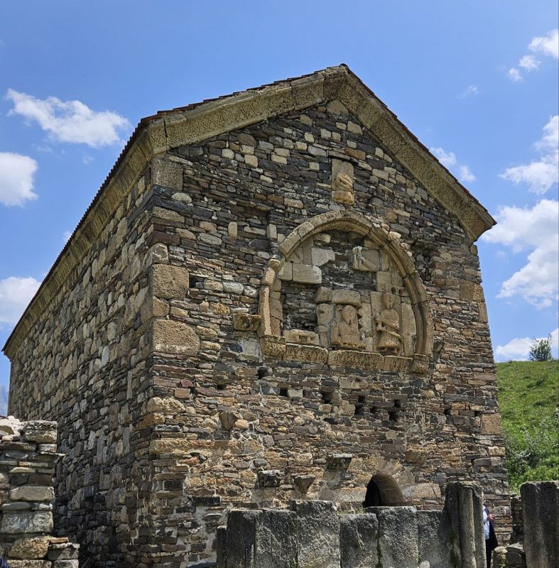 Храм Тхаба-Ерды вошел в шорт-лист VIII международного конкурса «Золотой Трезини»