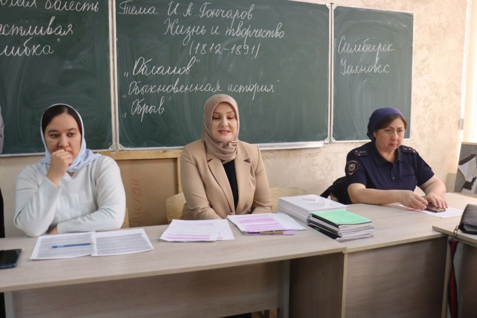 В "Колледже архитектуры, градостроительства, дизайна и искусств" прошла акция «Сообщи, где торгуют смертью»