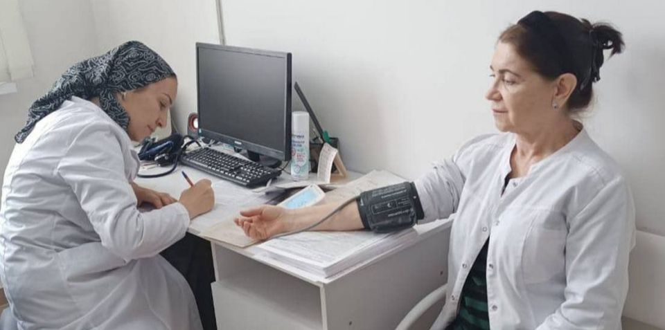 В Ингушетии врачи Троицкой амбулатории прошли диспансеризацию