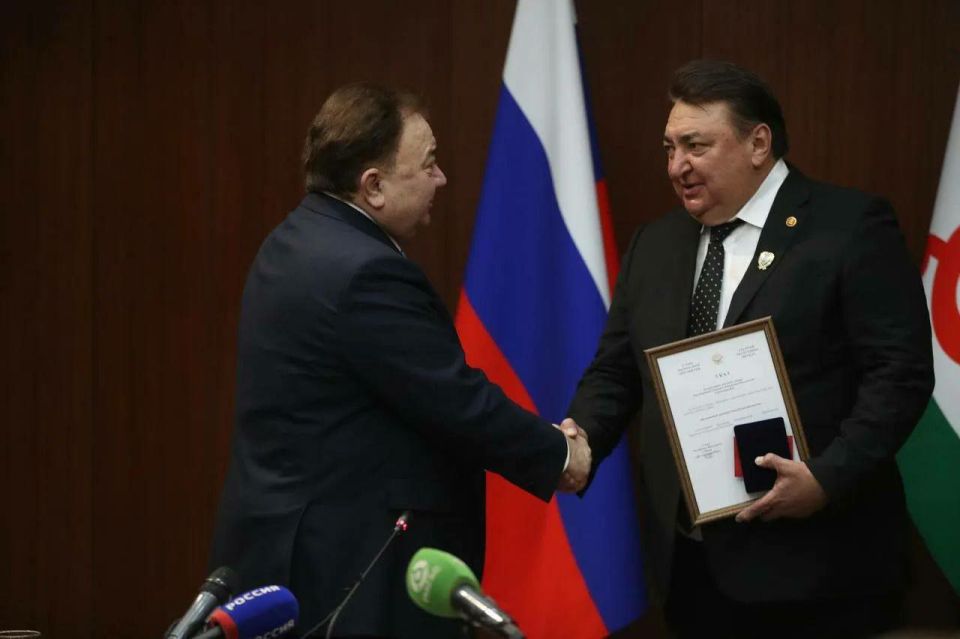 Сегодня отмечает День рождения Председатель Правительства РИ Сластенин Владимир Владимирович