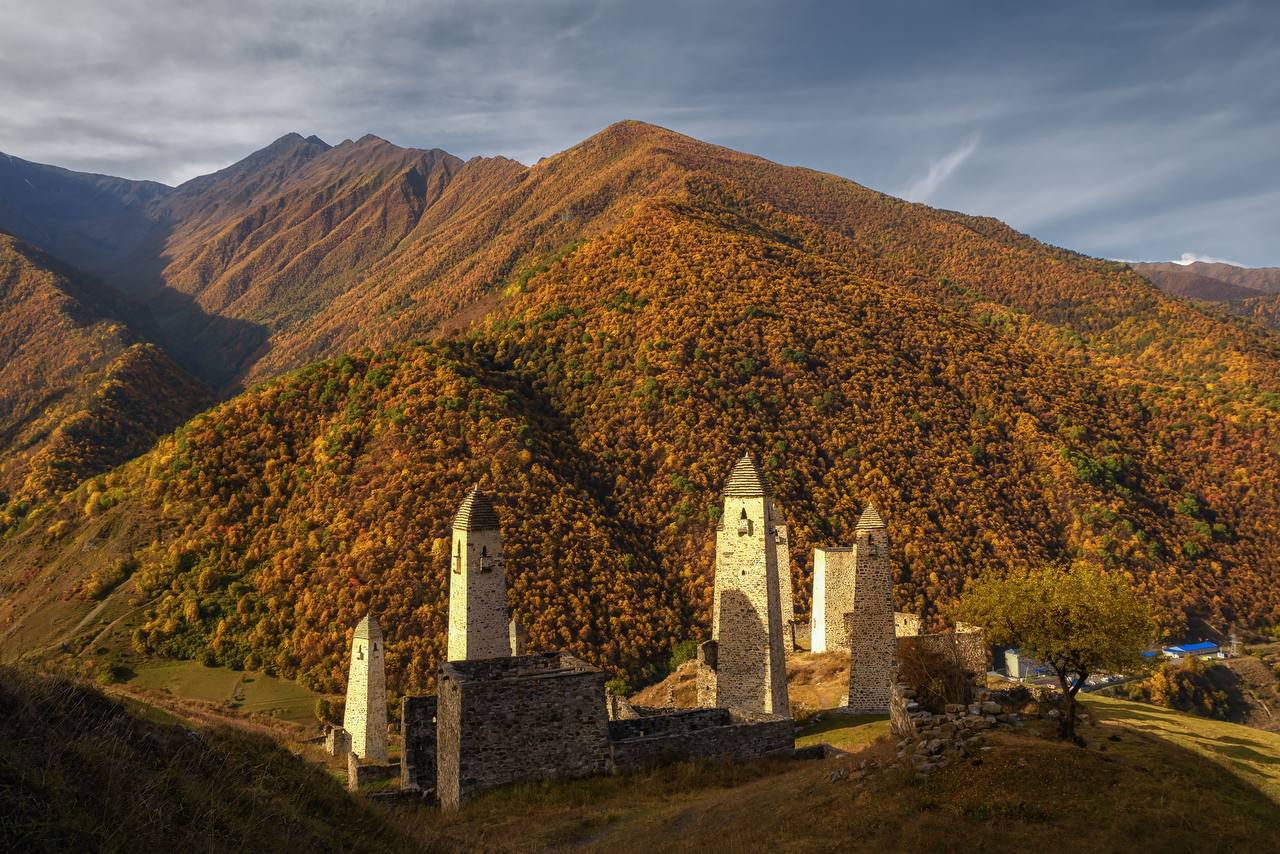 Башенный комплекс Эрзи, Джейрахский район, Республика Ингушетия Башенный комплекс Эрзи, Джейрахский район, Республика Ингушетия