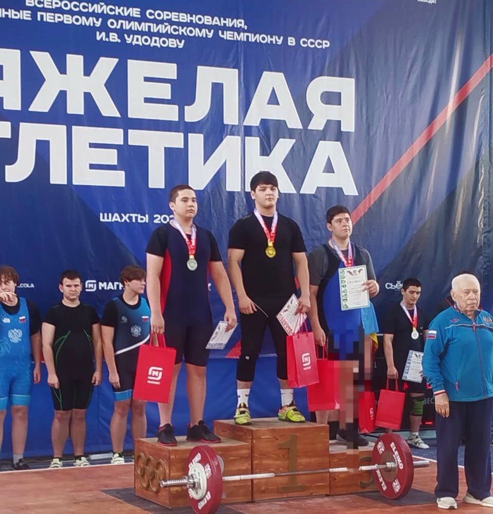 Владимир Сластенин провёл личный приём граждан Владимир Сластенин провёл личный приём граждан