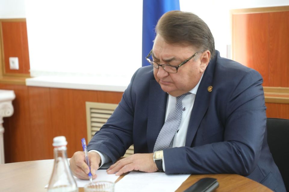 Владимир Сластенин провёл личный приём граждан