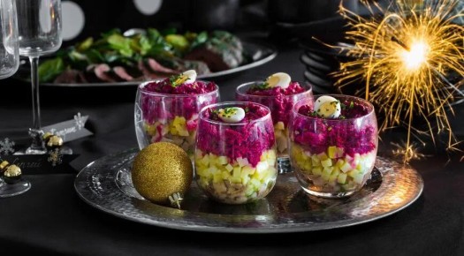 Как закуски завоевали новогодние застолья: от традиций до современных рецептов