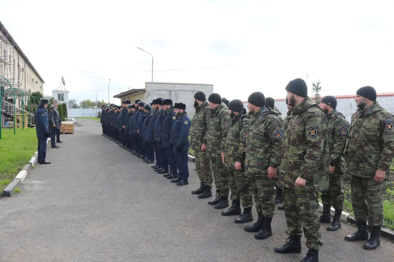 Начальник ОФСИН по Ингушетии поздравил работников СИЗО с праздником