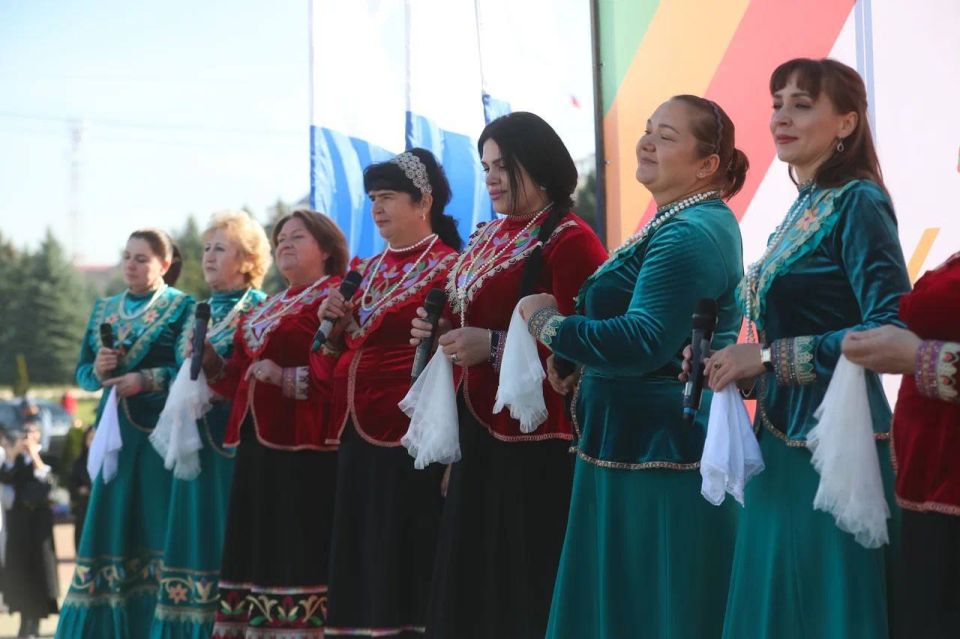 Сотрудник следственного управления принял участие в праздничном мероприятии, посвященном Дню народного единства Сотрудник следственного управления принял участие в праздничном мероприятии, посвященном Дню народного единства