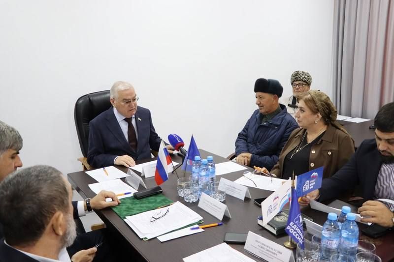 Председатель Народного Собрания РИ Магомет Тумгоев провел прием граждан по вопросам ЖКХ Председатель Народного Собрания РИ Магомет Тумгоев провел прием граждан по вопросам ЖКХ