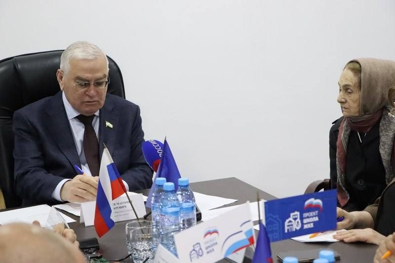 Председатель Народного Собрания РИ Магомет Тумгоев провел прием граждан по вопросам ЖКХ Председатель Народного Собрания РИ Магомет Тумгоев провел прием граждан по вопросам ЖКХ