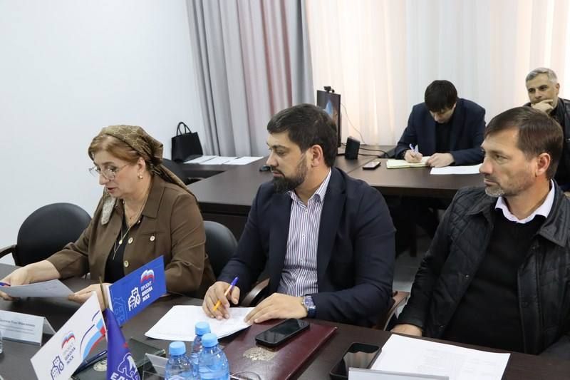 Председатель Народного Собрания РИ Магомет Тумгоев провел прием граждан по вопросам ЖКХ Председатель Народного Собрания РИ Магомет Тумгоев провел прием граждан по вопросам ЖКХ