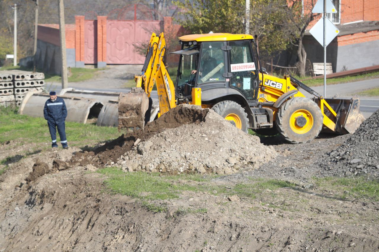 В Назрановском районе началась расчистка реки Яндырка В Назрановском районе началась расчистка реки Яндырка