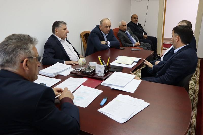 В комитете Народного Собрания РИ по бюджету и налогам прошло предварительно обсуждение проекта закона республиканского бюджета на следующий год В комитете Народного Собрания РИ по бюджету и налогам прошло предварительно обсуждение проекта закона республиканского бюджета на следующий год