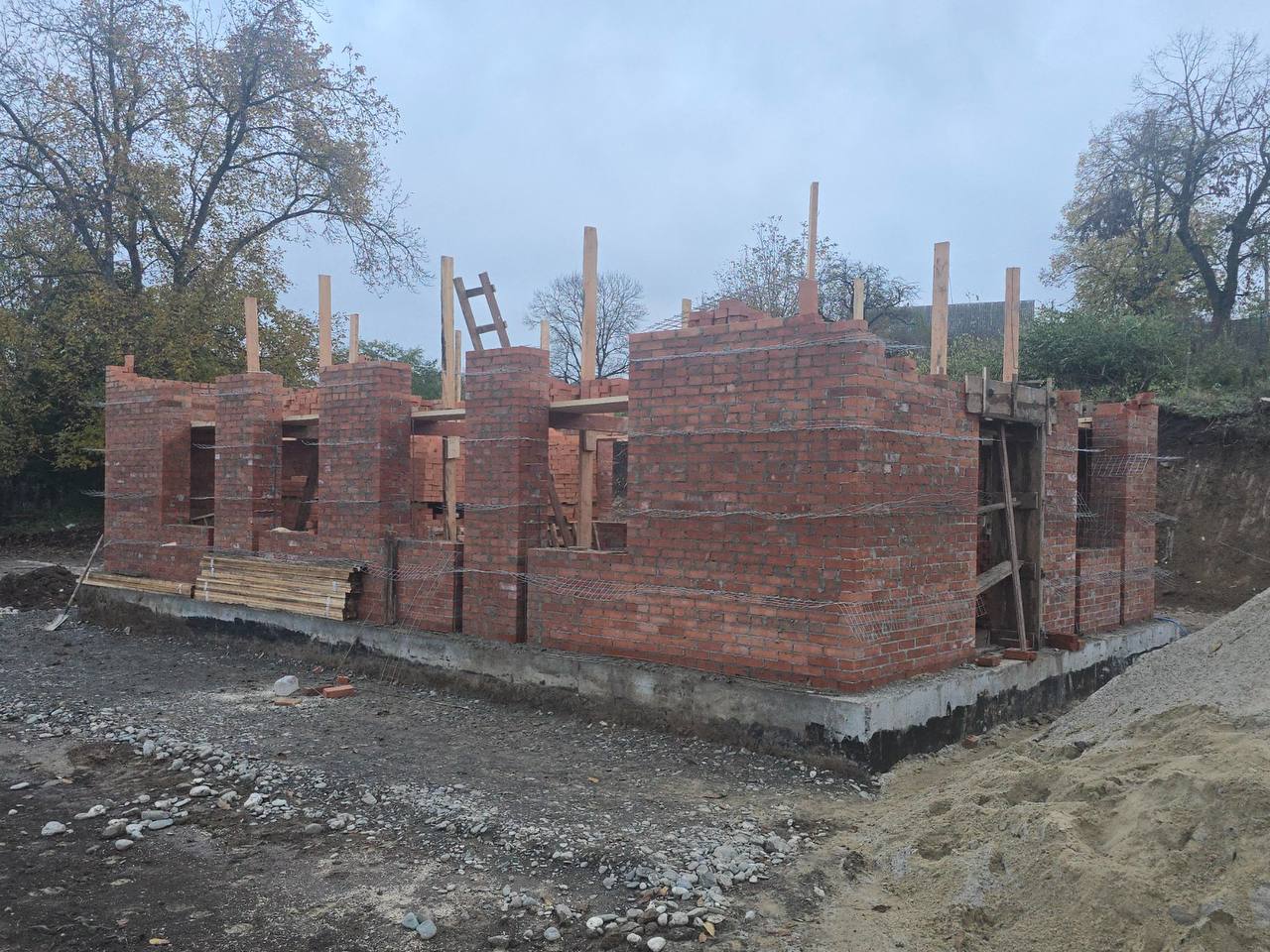 В отдалённом сельском поселении Чемульга Сунженского района ведётся строительство нового фельдшерско-акушерского пункта (ФАП)