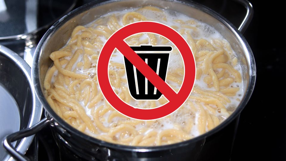 Не выливайте воду из-под макарон: она пригодится для другого блюда