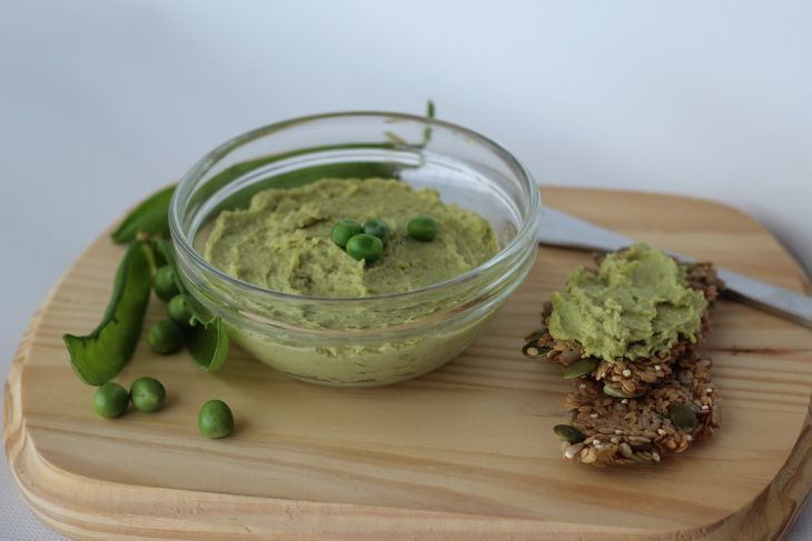 Как готовить мясные паштеты: рецепты намазок, которые будут разлетаться со стола