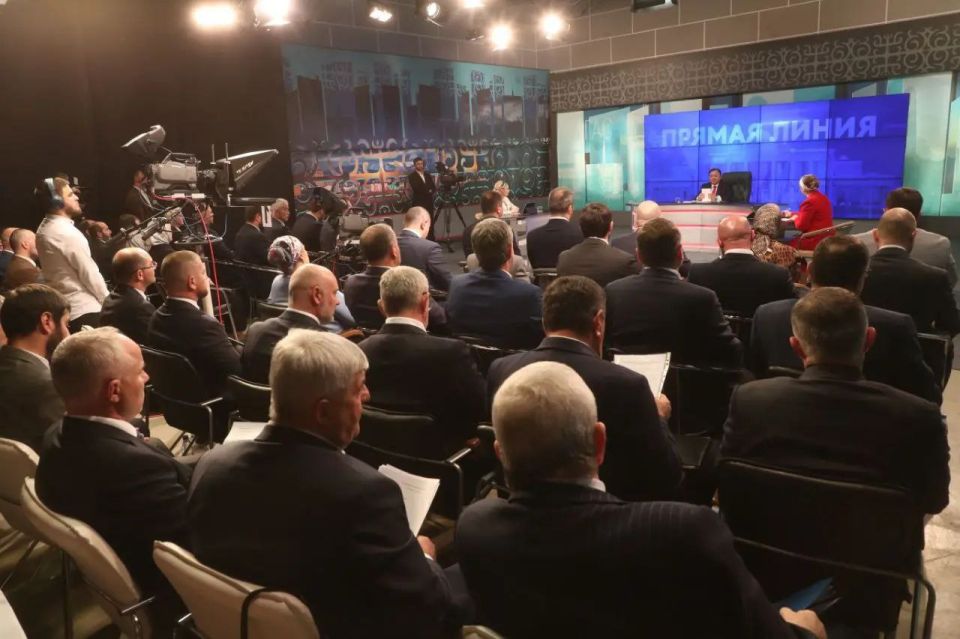 На 30 вопросов жителей Ингушетии ответил Махмуд-Али Калиматов в прямом эфире