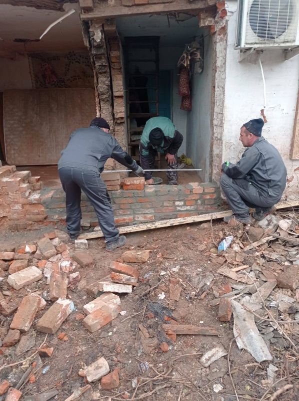 -               111      ,    