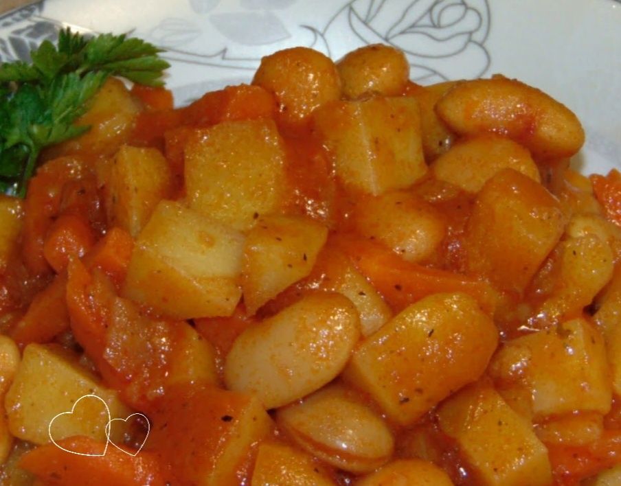 Как приготовить аппетитное тушеное рагу из картофеля и фасоли: секреты вкусного блюда