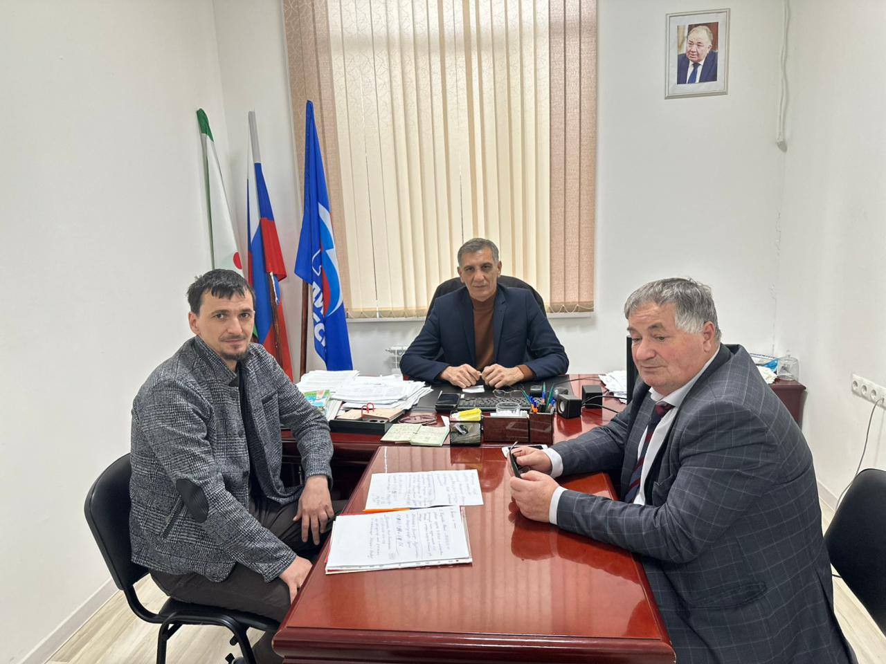 В местном отделении г. Малгобек состоялся приём граждан, посвящённый вопросам, связанным со специальной военной операцией, земельными и другими актуальными темами В местном отделении г. Малгобек состоялся приём граждан, посвящённый вопросам, связанным со специальной военной операцией, земельными и другими актуальными темами