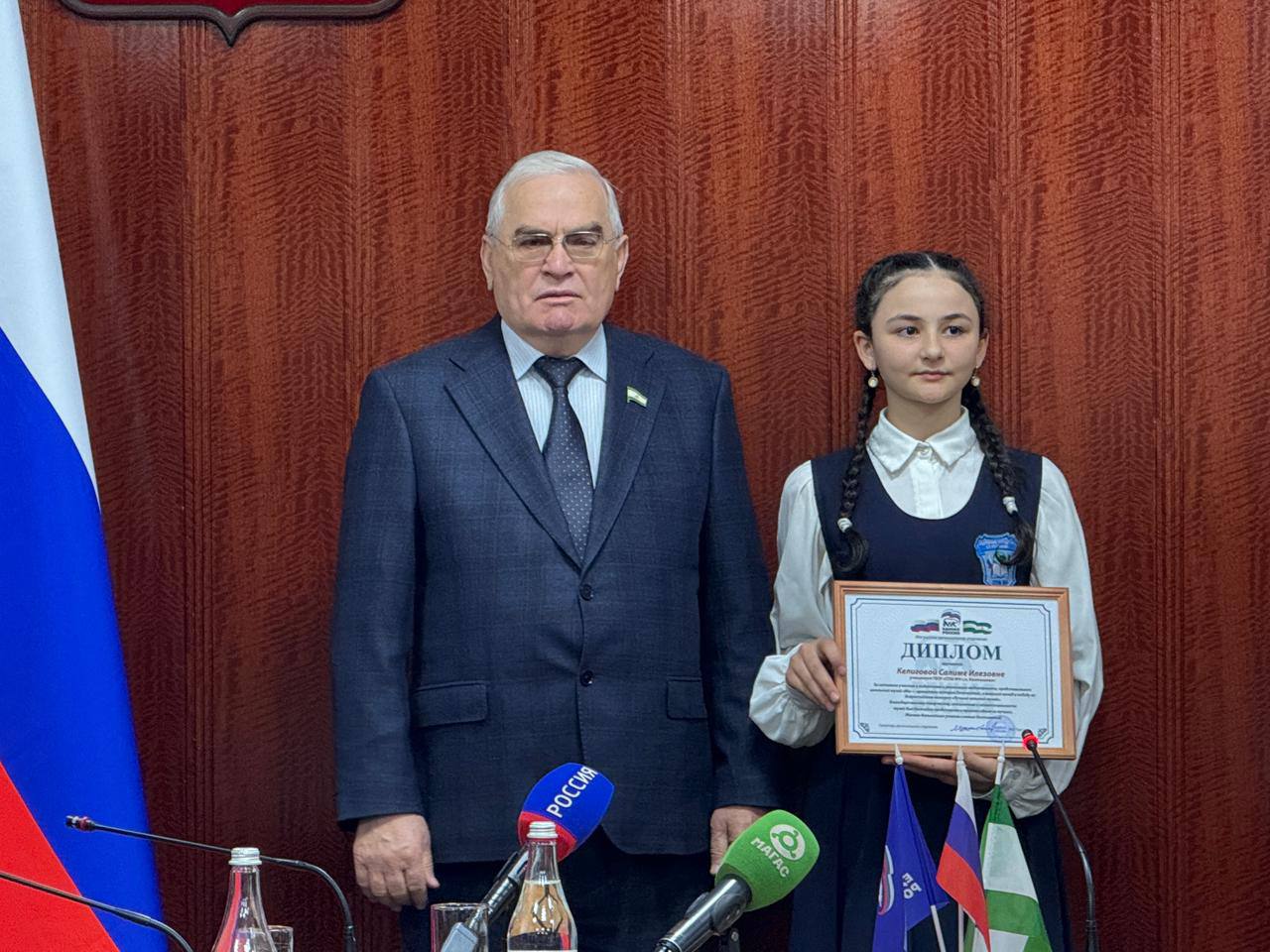 Торжественная церемония награждения победителя федерального этапа Всероссийского конкурса музеев образовательных организаций «Знать, чтобы помнить» в Северо-Кавказском федеральном округе Торжественная церемония награждения победителя федерального этапа Всероссийского конкурса музеев образовательных организаций «Знать, чтобы помнить» в Северо-Кавказском федеральном округе