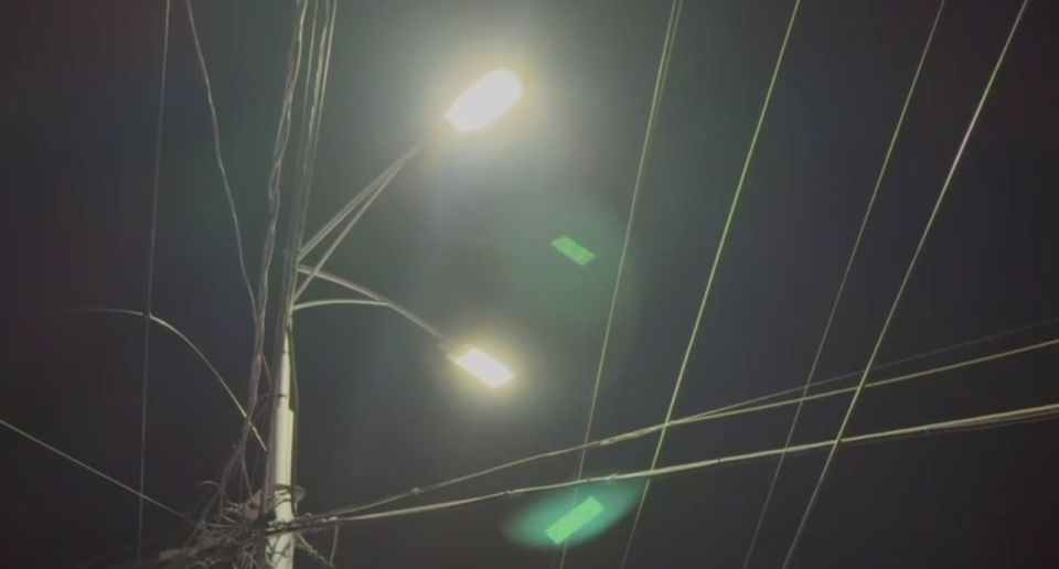 В Назрани продолжается работа по обновлению городского освещения