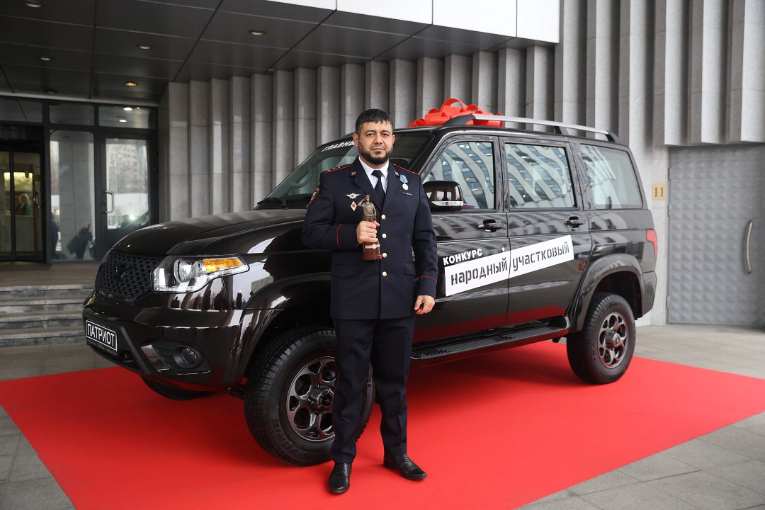 Владимир Колокольцев поздравил многотысячный коллектив участковых уполномоченных полиции с днем образования Службы Владимир Колокольцев поздравил многотысячный коллектив участковых уполномоченных полиции с днем образования Службы