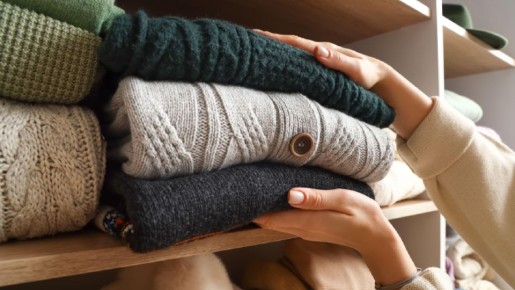 Свитера будут как новые: вот способ уберечь их от моли при хранении