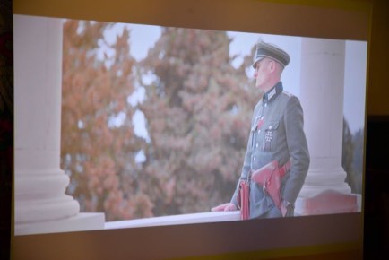 В Ингушском государственном музее краеведения им. Т. Мальсагова состоялся специальный показ художественного фильма «Красные ленты», приуроченного к 85-й годовщине Крымской оборонительной операции