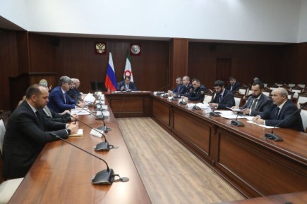 Премьер-министр Ингушетии Владимир Сластенин принял участие в совещании под руководством замминистра экономического развития РФ Сергея Назарова