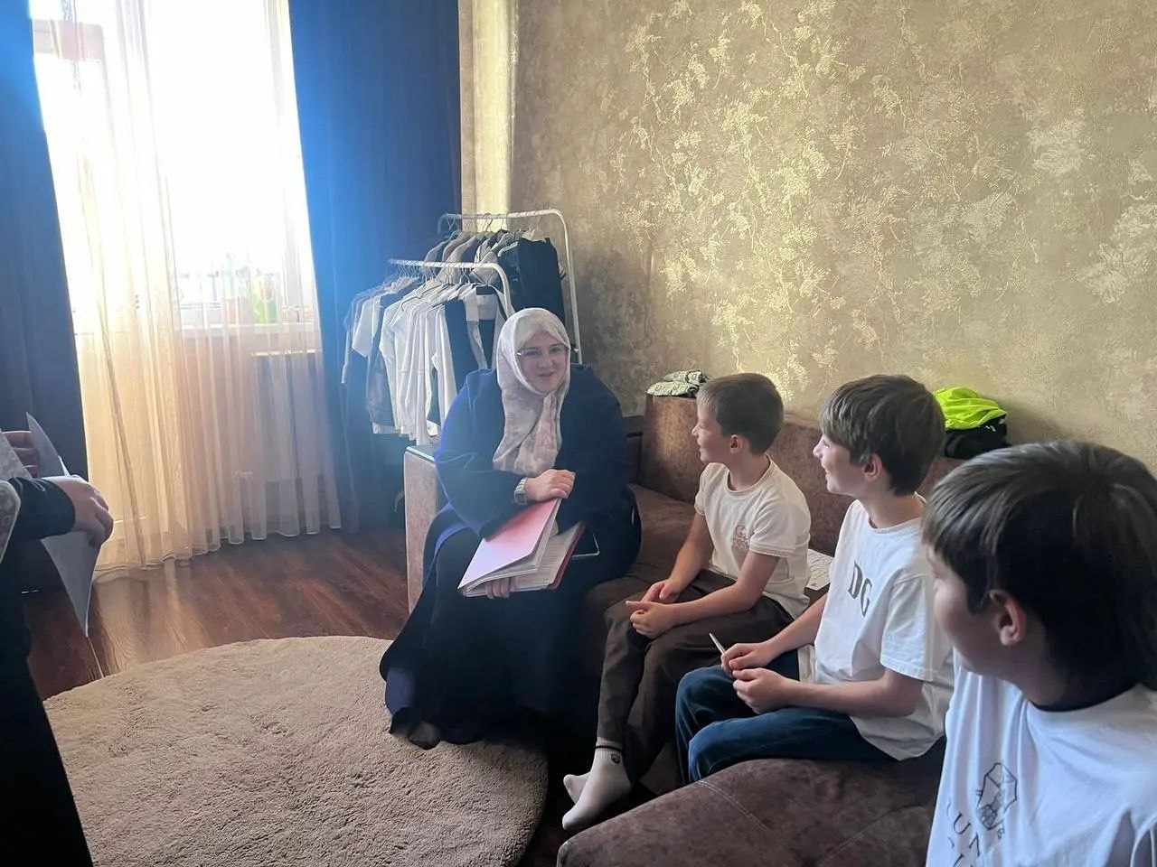 Детский психолог посетила семью погибшего участника СВО из Ингушетии