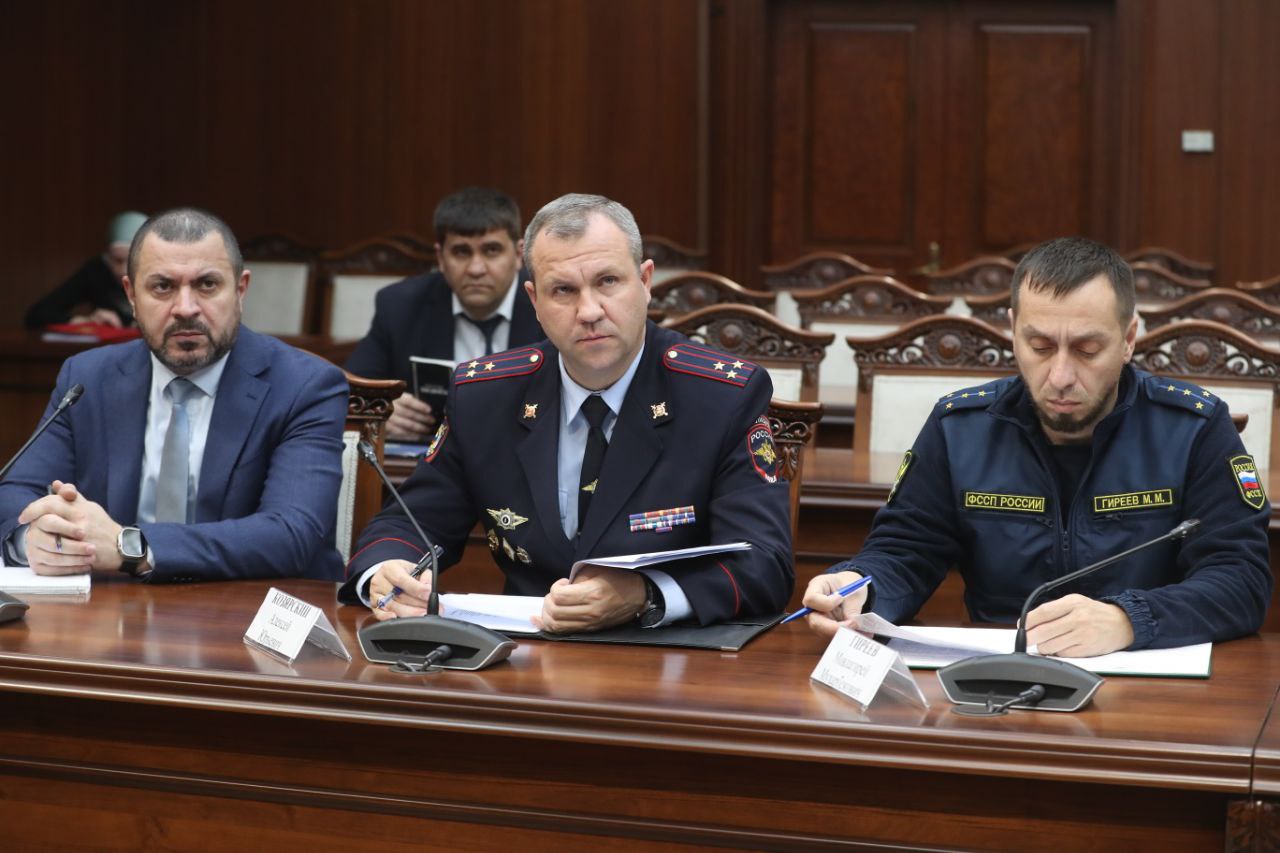 Премьер-министр Ингушетии Владимир Сластенин принял участие в совещании под руководством замминистра экономического развития РФ Сергея Назарова Премьер-министр Ингушетии Владимир Сластенин принял участие в совещании под руководством замминистра экономического развития РФ Сергея Назарова