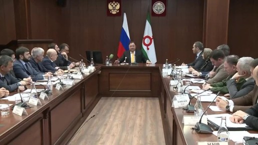     -          ,  80-     ,   