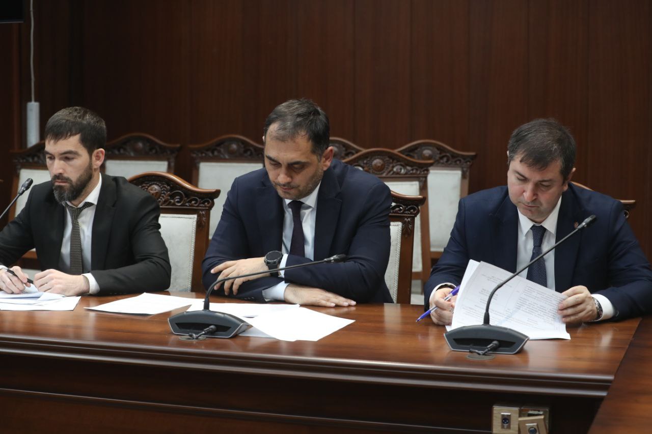 В Ингушетии обеспечена готовность к зиме и новогодним праздникам В Ингушетии обеспечена готовность к зиме и новогодним праздникам