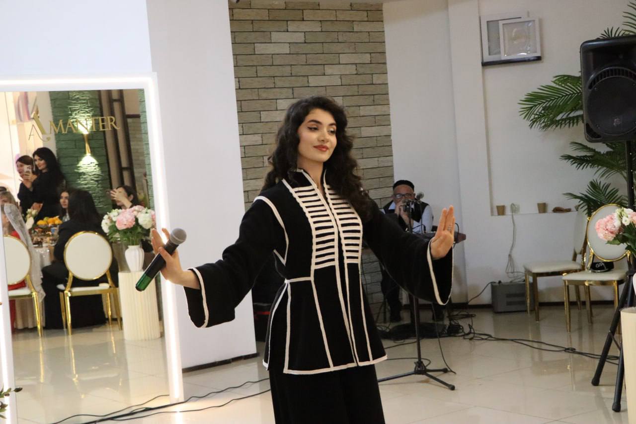 В преддверии Дня матери в Назрани состоялось тёплое и душевное мероприятие, которое объединяет людей чувством благодарности и глубокого уважения к самым близким и дорогим В преддверии Дня матери в Назрани состоялось тёплое и душевное мероприятие, которое объединяет людей чувством благодарности и глубокого уважения к самым близким и дорогим