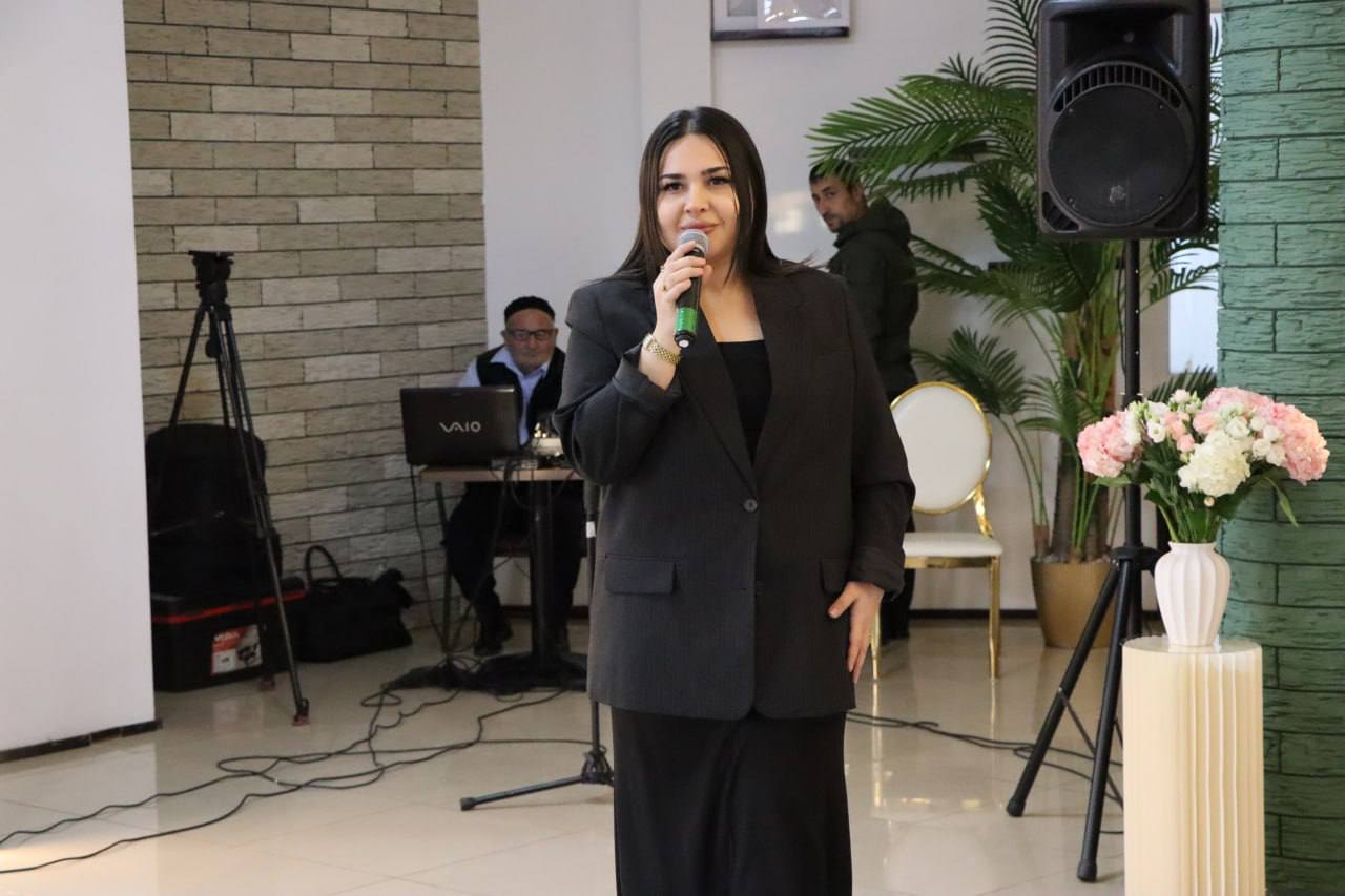 В преддверии Дня матери в Назрани состоялось тёплое и душевное мероприятие, которое объединяет людей чувством благодарности и глубокого уважения к самым близким и дорогим В преддверии Дня матери в Назрани состоялось тёплое и душевное мероприятие, которое объединяет людей чувством благодарности и глубокого уважения к самым близким и дорогим