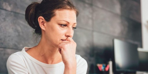 Женщина потеряла квартиру из-за разводного соглашения: хитрая схема развода обернулась выселением