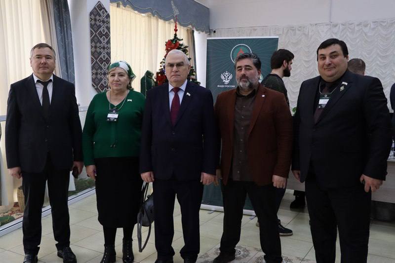 Магомет Тумгоев принял участие в форуме «Российская общегражданская идентичность и глобальные вызовы развития» Магомет Тумгоев принял участие в форуме «Российская общегражданская идентичность и глобальные вызовы развития»