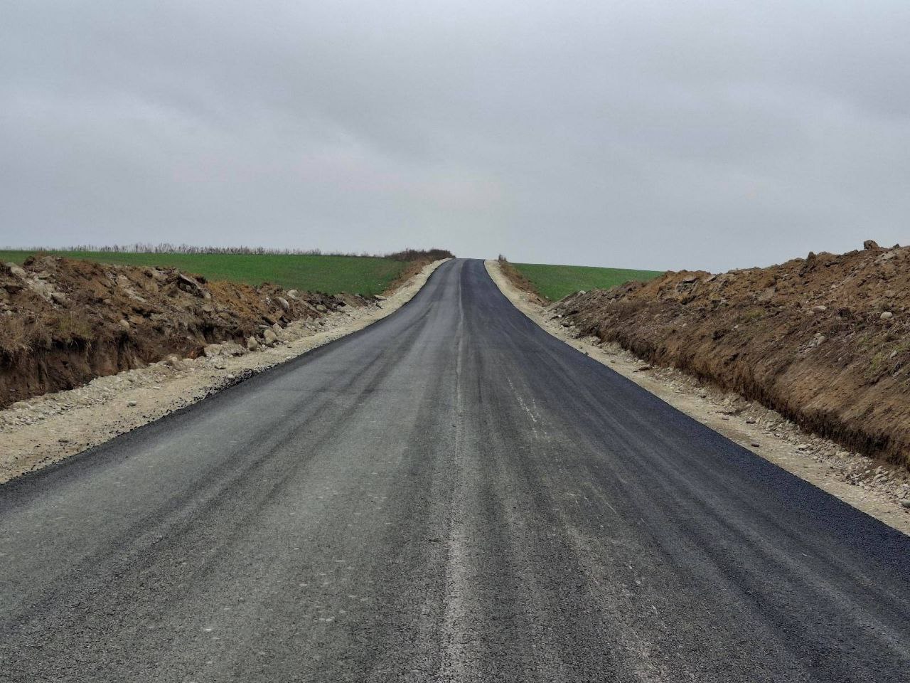В Назрановском районе продолжается капремонт дороги «Долаково-Гайрбек-Юрт» В Назрановском районе продолжается капремонт дороги «Долаково-Гайрбек-Юрт»
