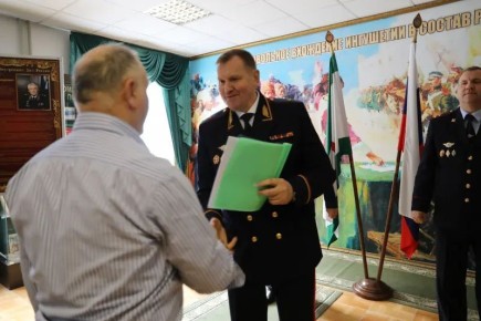В Ингушетии 17 сотрудников и ветеранов МВД получили ключи от новых квартир