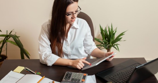 Новые требования к специалистам по расчетам за ЖКУ: что изменилось в профессии?