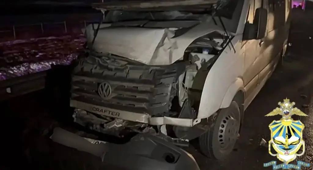 В Ингушетии полиция проводит проверку по факту столкновения 4 автомобилей В Ингушетии полиция проводит проверку по факту столкновения 4 автомобилей