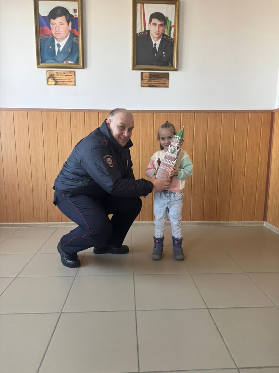 В Назрановский район прибыл «Полицейский Дед Мороз» В Назрановский район прибыл «Полицейский Дед Мороз»