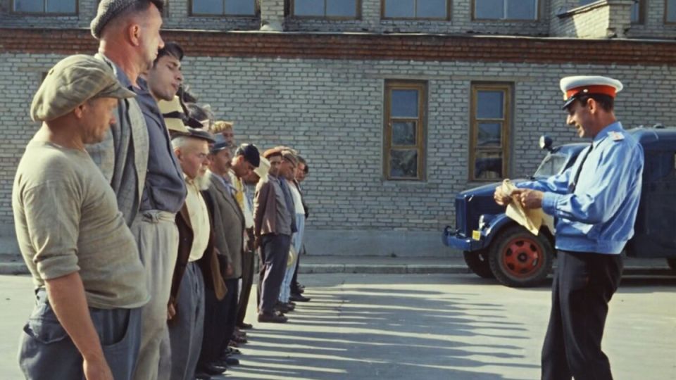 Кадровый кризис в России: жесткие меры против тунеядства не решат проблему