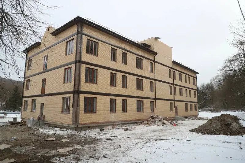 В Ингушетии завершается строительство третьего корпуса Дома ветеранов — объект готов на 70%