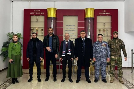 В Карабулаке в День студента прошла встреча учащихся колледжа с ветеранами специальной военной операции